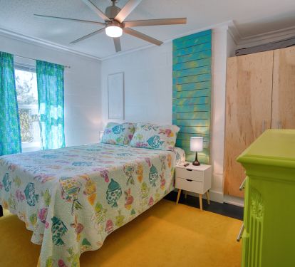 Atomic Fish Queen Bedroom