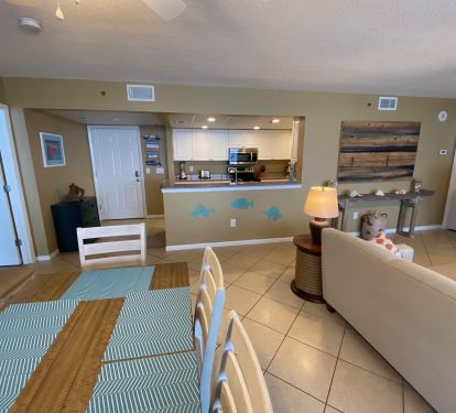 A Spacious Living, Dining and Kitchen Area