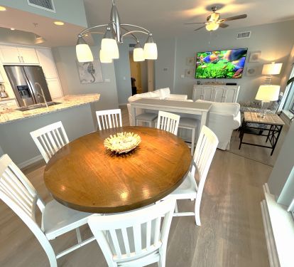 The large dining table and sofa bar table can seat up to 10 guests.