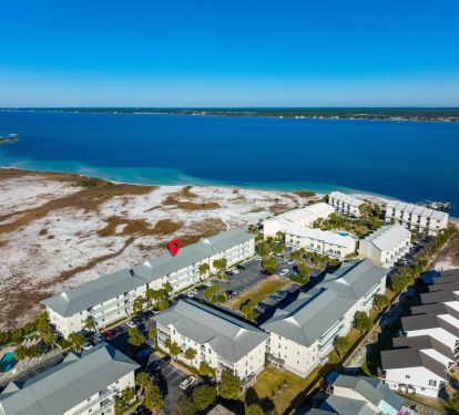 View of distance the the Santa Rosa Sound beach