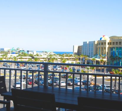 additional views from the balcony.