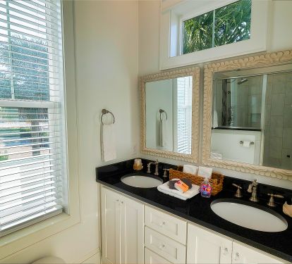 Cottages at Romar C3 Master Bath