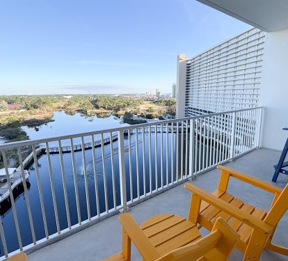 LTW1037 Balcony Gulf Views