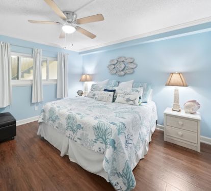 Single ottoman bed along with the king in the third bedroom