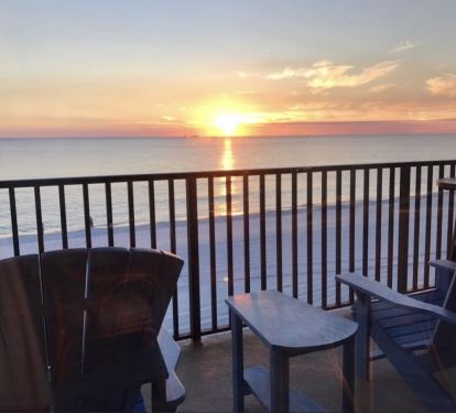 Spectacular Sunset Views from Balcony! 