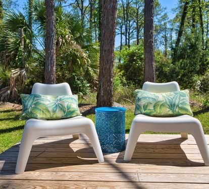 Side deck seating