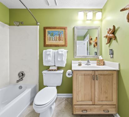 Full second bath with tub and shower