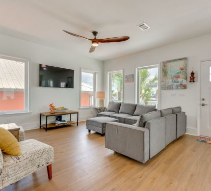 Sitting area with Comfy Couch and TV