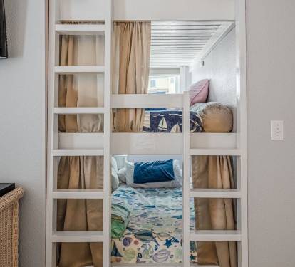 3 sleeper bunk beds