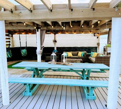 Outdoor Living Space 