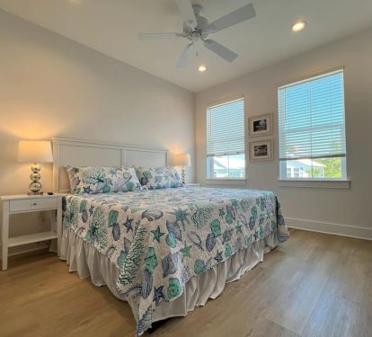Bedroom 4 with King memory foam mattress