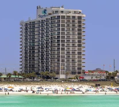 Surfside Beach Pic - Beautiful Emerald Green Water