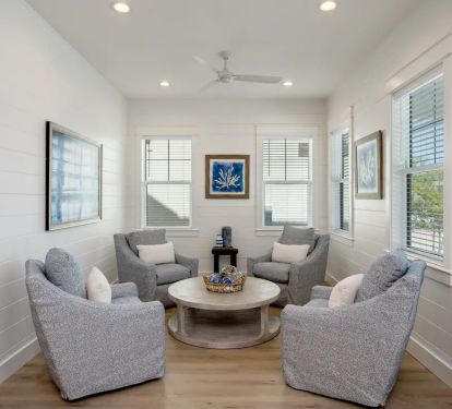 Mariner-18 nook off the kitchen creates a cozy space for coffee and conversation