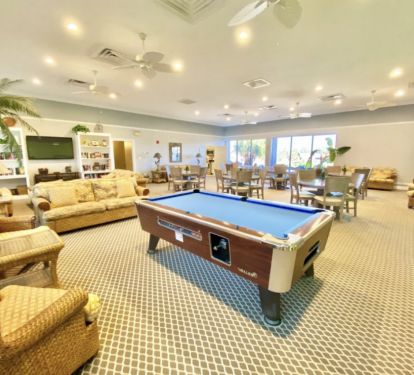 Lounge Area with Pool Table