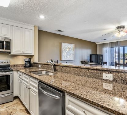 Spacious kitchen