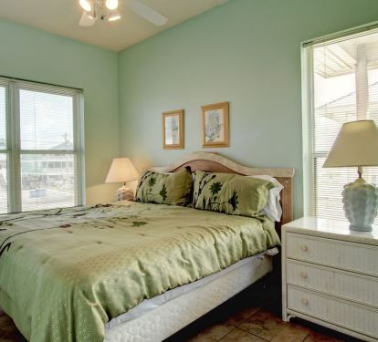 1st Floor, King Bed. Bedroom 2
