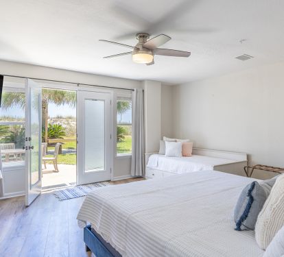 First floor guest room (#2), beach access, king bed, twin bed, bathroom