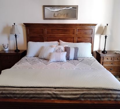 King bed in master suite.