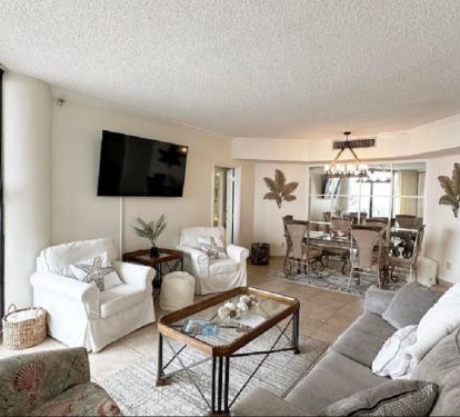 Balcony access from livingroom.