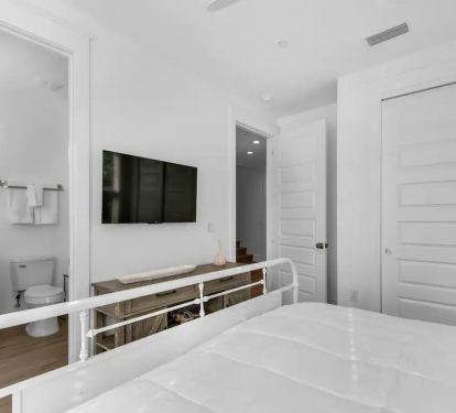 Driftwood-23 Bedroom 4. PIc 2. King with attached bath.