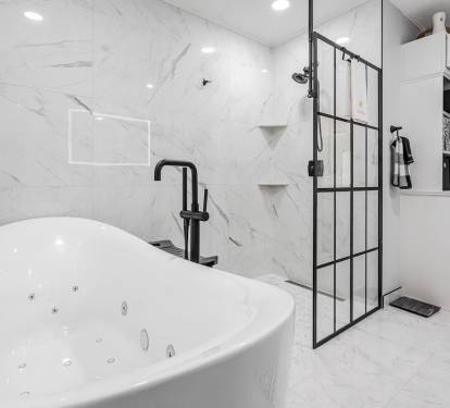 Gorgeous Master Bath