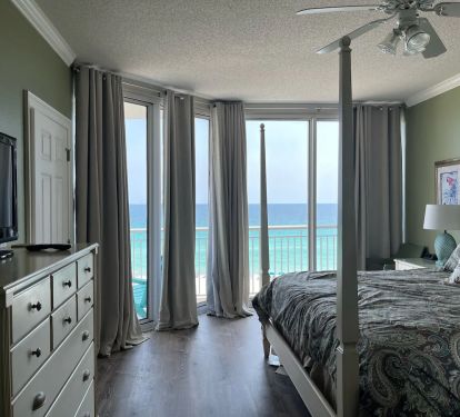 Master with view of beach king bed