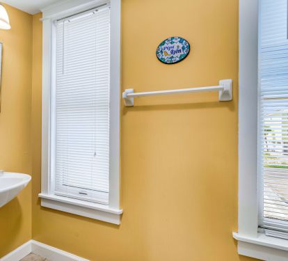 1/2 bath off the kitchen