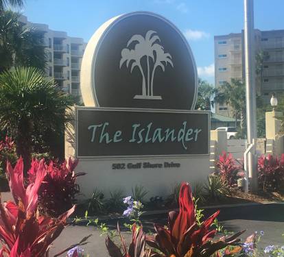 Islander #218_15