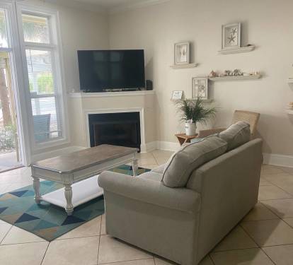 Living room 3