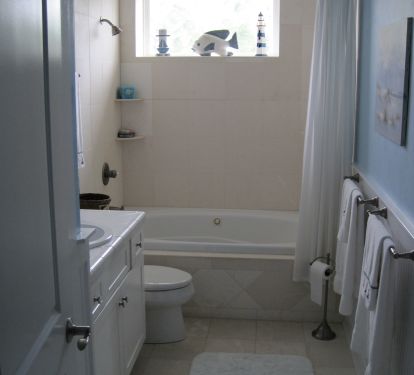 North and East Guest Bedrooms Shared Bathroom