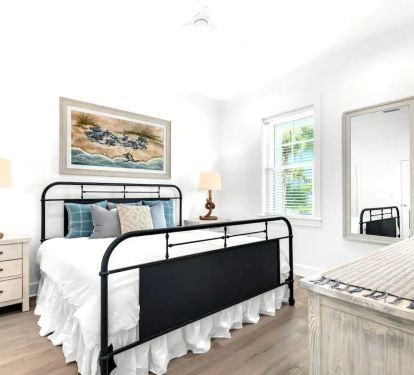 Vista-15 Bedroom 1 Pic1: 1st floor. King bedroom with private bath (sleeps 2)