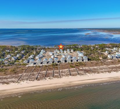 House has private beach access (4-5 minute walk)