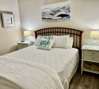 Queen Bedroom