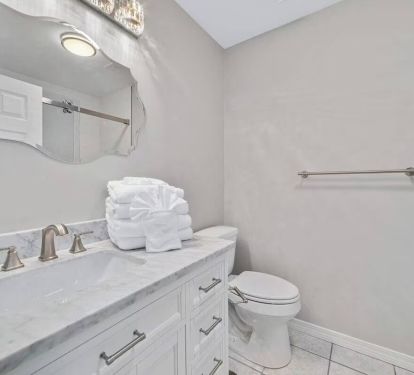 1st Floor Bathroom