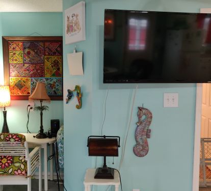 living area 5 (TV)