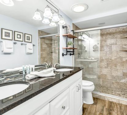 Luxurious Master bath with walk-in shower!