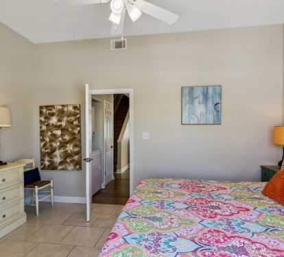 First level master king bedroom!