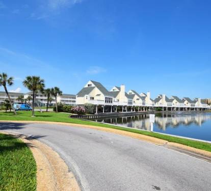 Beautiful Tropical Setting / Boat Harbor - 
Sandpiper Cove Resort 9106 Holiday Isle Destin Florida Vacation Rentals