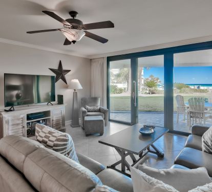 Living area with flatscreen TV