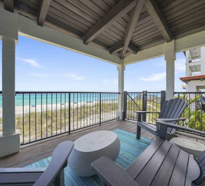 Spacious sitting area on the balcony