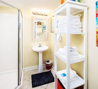 Guest Bathroom - 
Pelican Isle 414 Fort Walton Beach Okaloosa Island Vacation Rentals