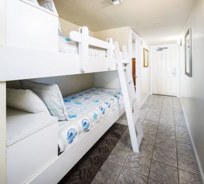 Hallway Bunkbeds, Pelican Isle 305 Fort Walton Beach Okaloosa Island Vacation Rentals