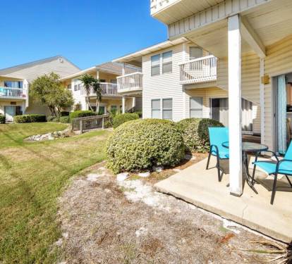 Patio and Lawn Area - 
Sandpiper Cove Resort 9106 Holiday Isle Destin Florida Vacation Rentals