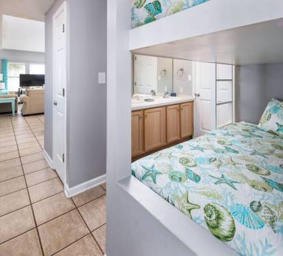 Bunk Beds - 
Sandpiper Cove Resort 9106 Holiday Isle Destin Florida Vacation Rentals