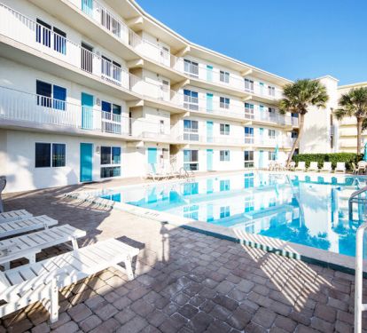 Aqua Villa Resort, Okaloosa Island, Fort Walton Beach, Vacation Condos by Sunset Resort Rentals