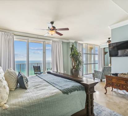 Penthouse in Paradise @ Majestic Sun_1