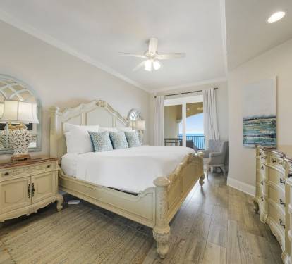 Spacious Master Bedroom with King Bed, Gulf Views, Private entrace to the Balcony, Bathroom with dual vanity, soaker tub & walk-in shower