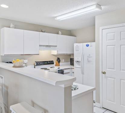 Fully Equipped Kitchen has all the Essentials for Food Preparation.