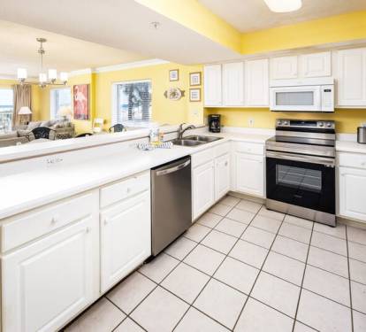 Kitchen - Gulf Dunes Resort Unit 117 Okaloosa Island Fort Walton Beach Vacation Condos by Sunset Resort Rentals