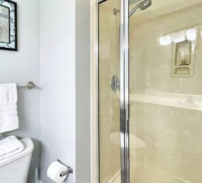 Master Bathroom - Waters Edge Resort unit 514 Okaloosa Island Fort Walton Beach Vacation Rentals by Sunset Resort Rentals